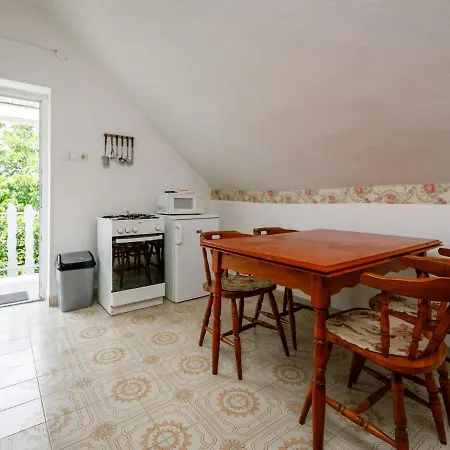 Casablanca 2 By Interhome